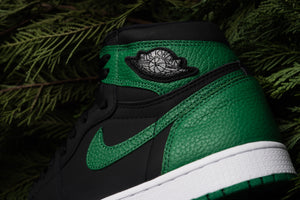 Air Jordan 1 'Pine Green'