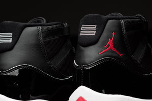 Air Jordan 11 - Black/Red