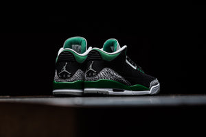 Air Jordan 3 Retro 'Pine Green'