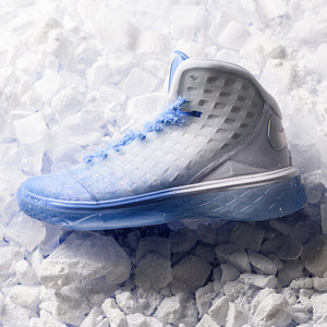 NIKE KOBE III PROTRO 'CHRISTMAS' - ROYAL PULSE/CHROME