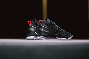 Nike LeBron XVIII