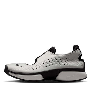Women's Nike Rift 2 - Metallic Silver/Black