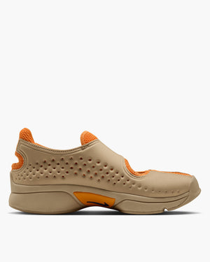 Women's Nike Rift 2 - Yukon Tan/Vivid Orange