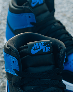 Air Jordan 1 Retro High OG 'Royal' - Black/Game Royal