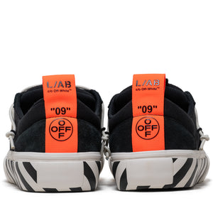 L/AB c/o Off-White Tape - Black/White