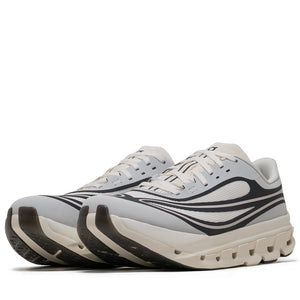 On Cloudflow 5 AD IKON - Ivory/Black