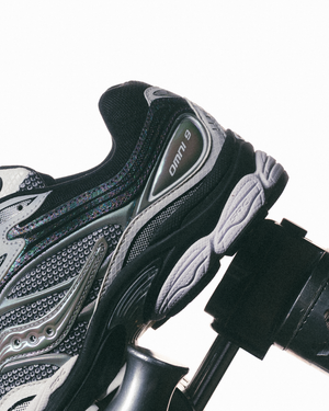 Saucony Progrid Omni 9 - White Glow/Black